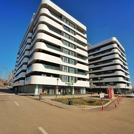 Super Apartments Near Airport With Shop & Free Parking ヤシ エクステリア 写真