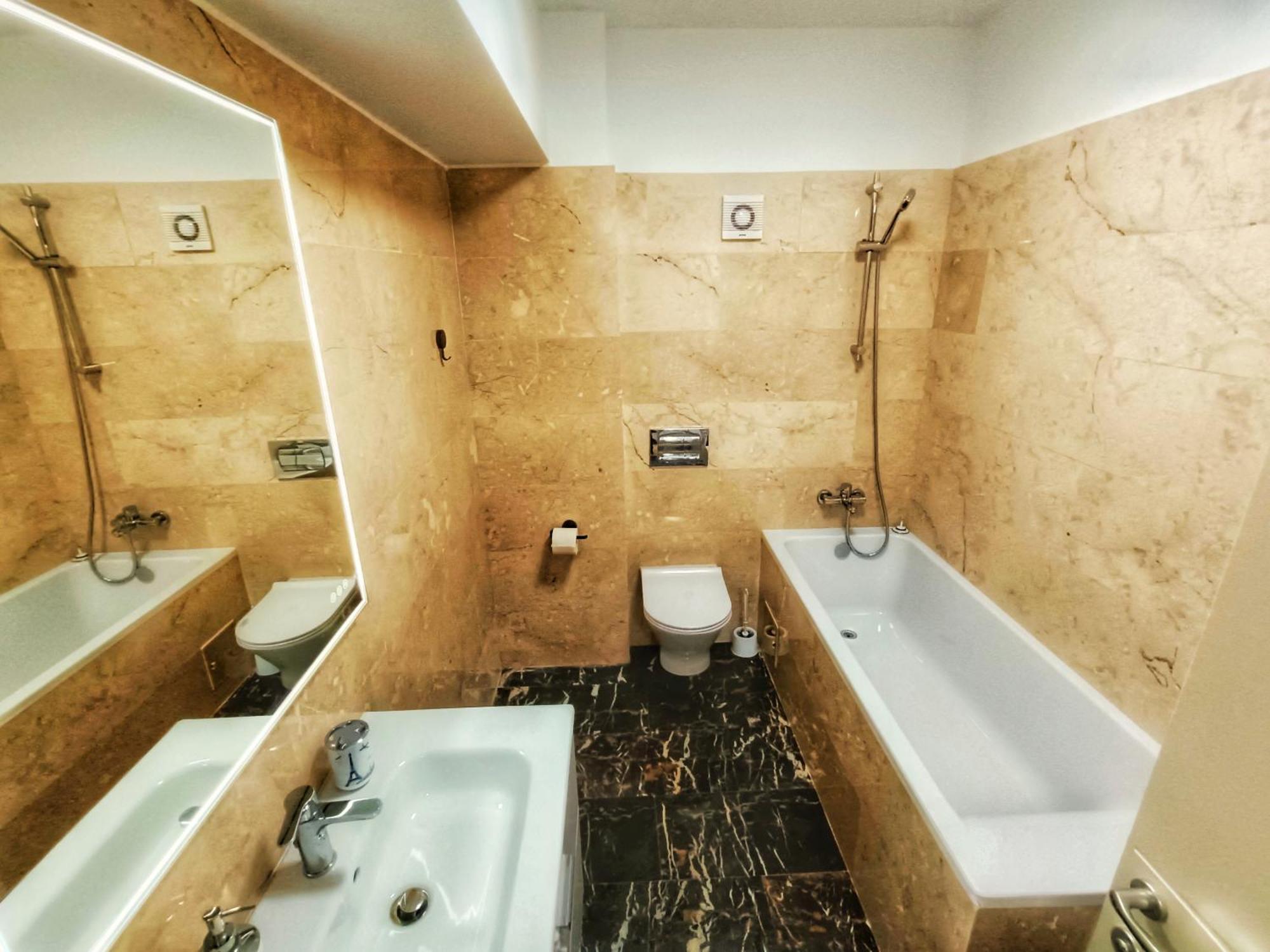 Super Apartments Near Airport With Shop & Free Parking ヤシ エクステリア 写真