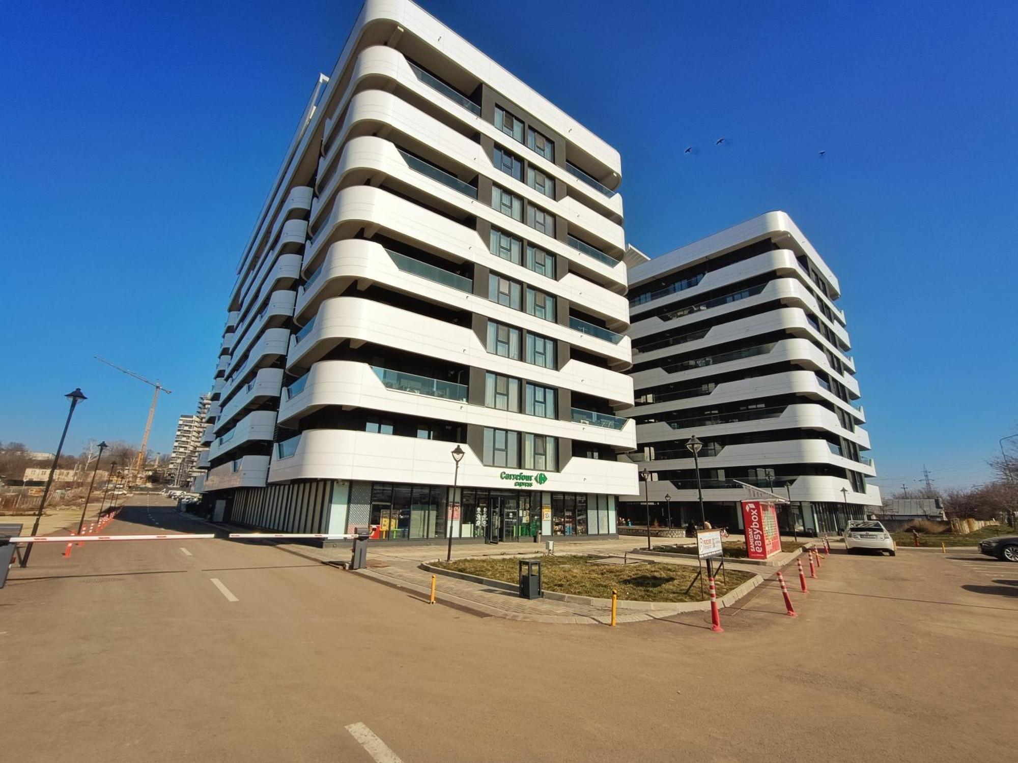 Super Apartments Near Airport With Shop & Free Parking ヤシ エクステリア 写真