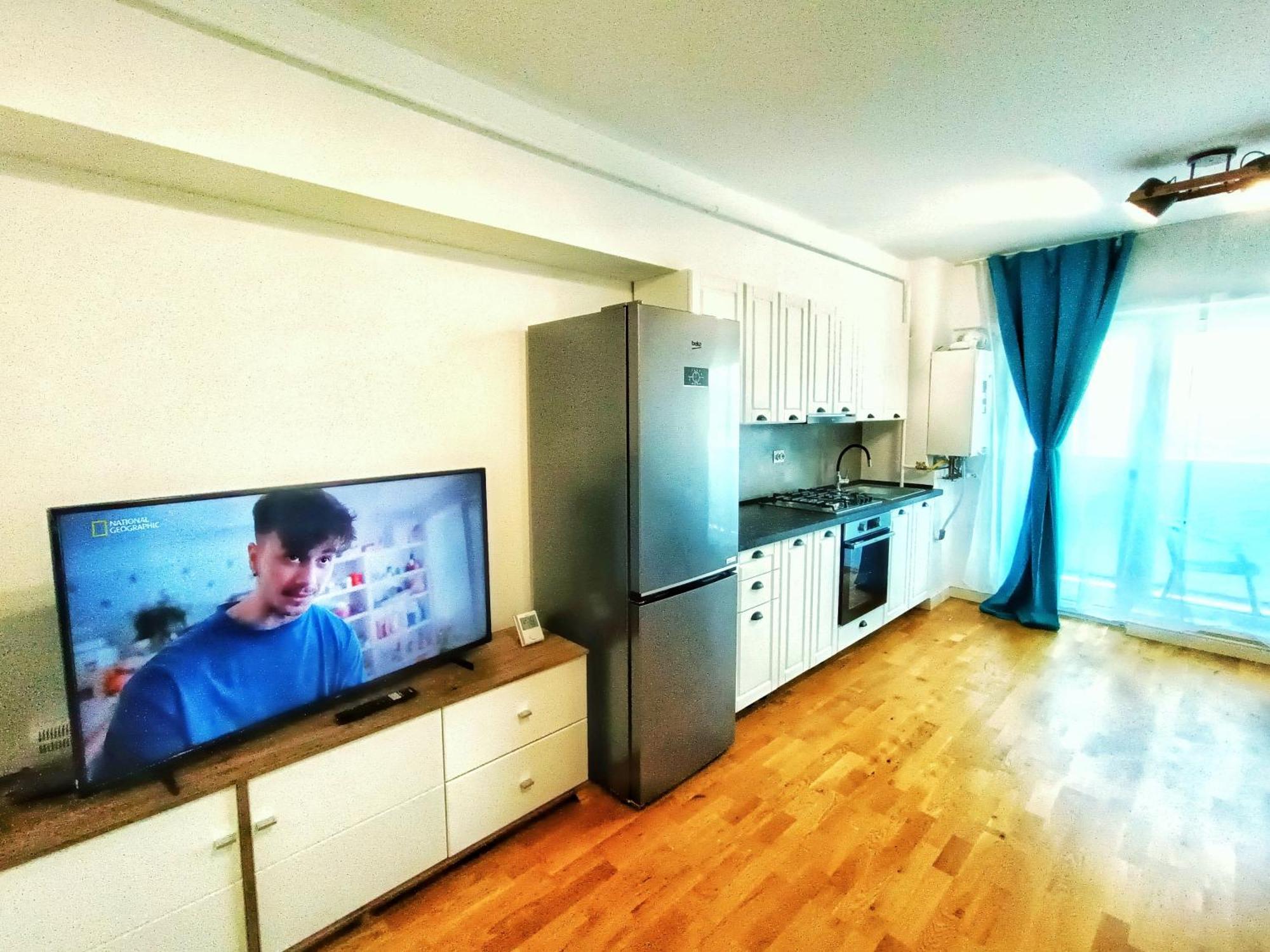 Super Apartments Near Airport With Shop & Free Parking ヤシ エクステリア 写真