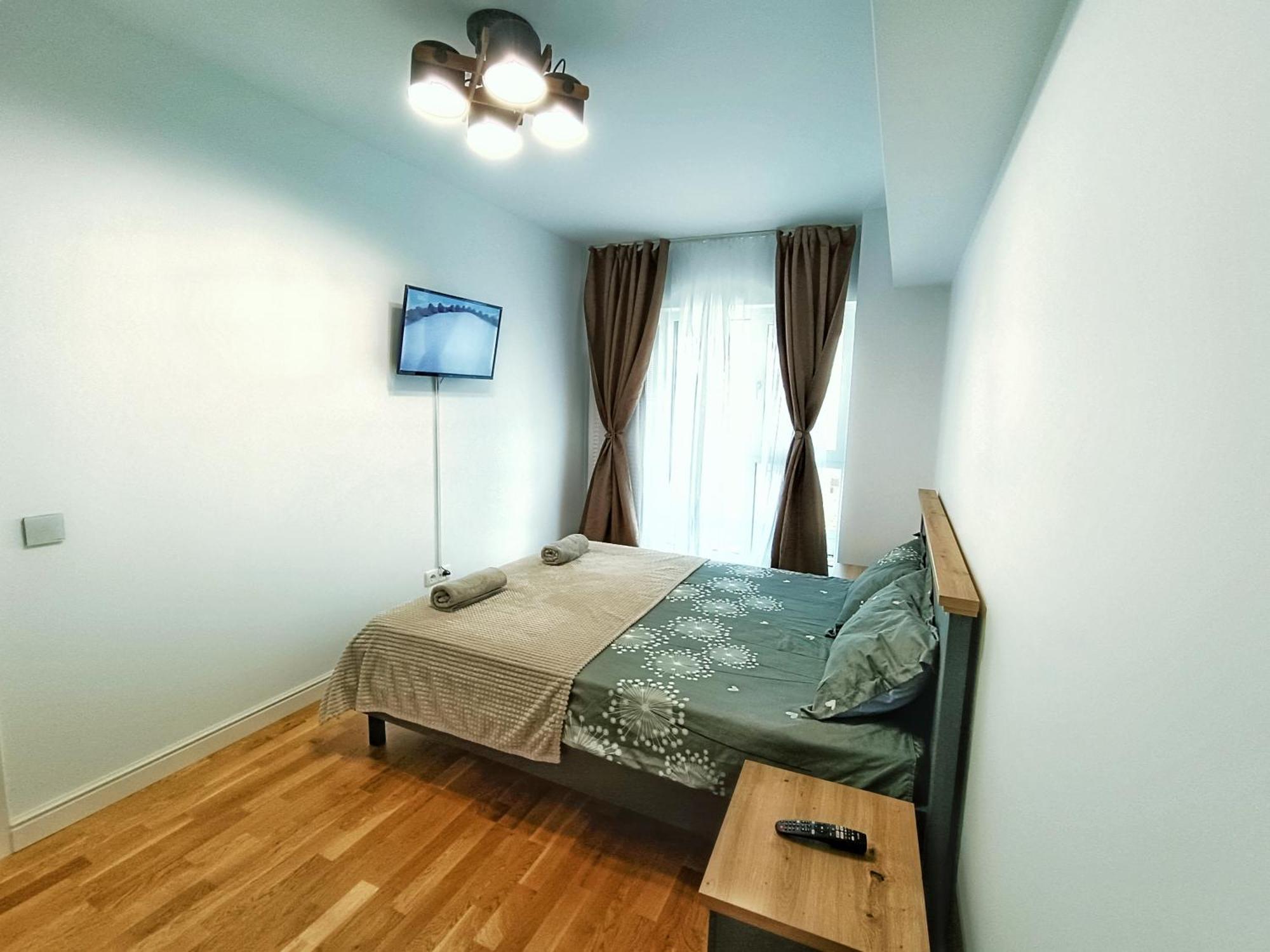 Super Apartments Near Airport With Shop & Free Parking ヤシ エクステリア 写真